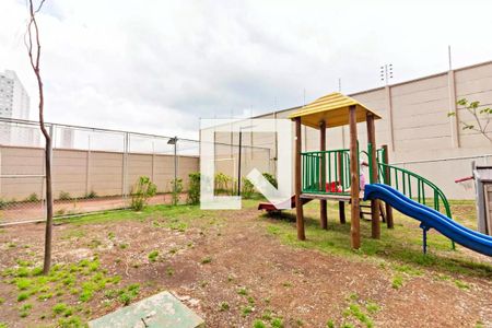 Apartamento para alugar com 46m², 2 quartos e 1 vaga Apartamento para alugar com 46m², 2 quartos e 1 vagaÁrea comum - Playground