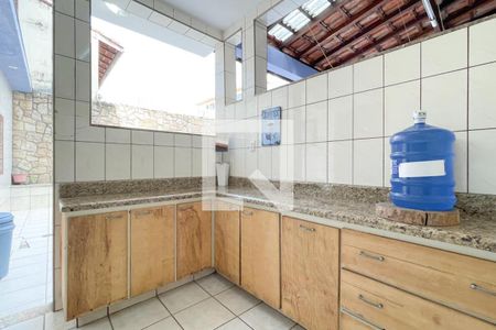 Casa à venda com 429m², 4 quartos e 6 vagasÁrea de Serviço