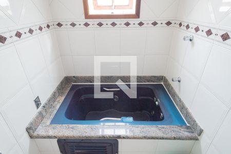 Casa à venda com 429m², 4 quartos e 6 vagasBanheiro - Suíte 1