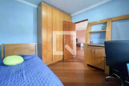 Casa à venda com 429m², 4 quartos e 6 vagasQuarto