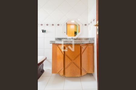 Casa à venda com 429m², 4 quartos e 6 vagasBanheiro - Suíte 1