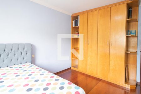 Casa à venda com 429m², 4 quartos e 6 vagasSuíte 2