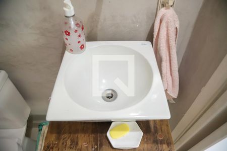 Casa à venda com 70m², 1 quarto e sem vagaLavabo