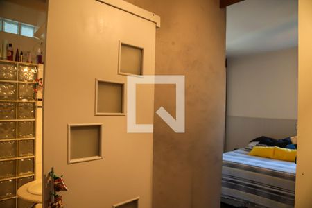 Casa à venda com 70m², 1 quarto e sem vagaCloset