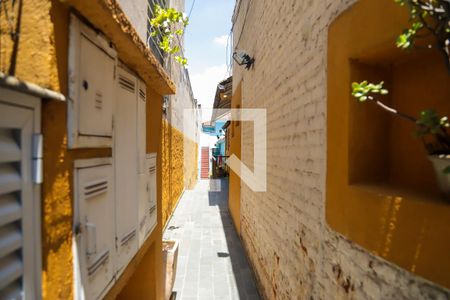 Casa à venda com 70m², 1 quarto e sem vagaEntrada