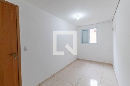 Quarto 1 de apartamento para alugar com 2 quartos, 42m² em Vila Granada, São Paulo