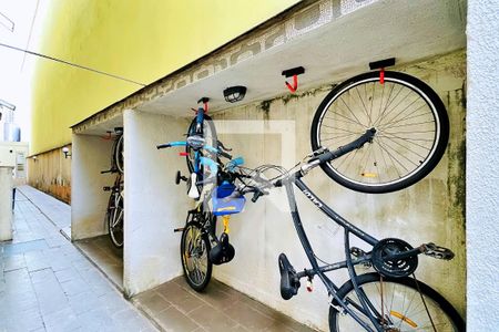 Apartamento à venda com 68m², 2 quartos e 1 vagaÁrea comum