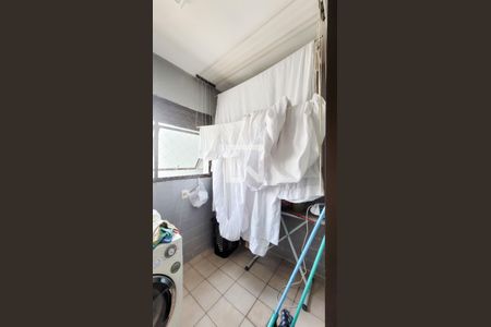 Apartamento à venda com 134m², 3 quartos e 2 vagas Apartamento à venda com 134m², 3 quartos e 2 vagasLavanderia
