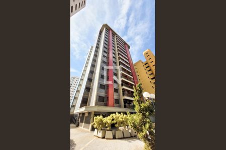Apartamento à venda com 134m², 3 quartos e 2 vagas Apartamento à venda com 134m², 3 quartos e 2 vagasFachada