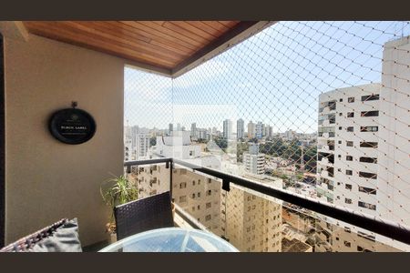 Varanda de apartamento à venda com 3 quartos, 134m² em Cambuí, Campinas