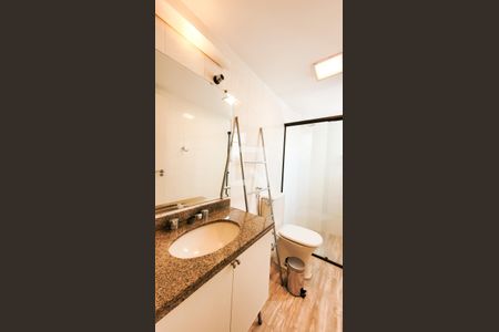 Apartamento à venda com 134m², 3 quartos e 2 vagas Apartamento à venda com 134m², 3 quartos e 2 vagasBanheiro Suite