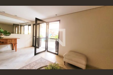 Apartamento à venda com 134m², 3 quartos e 2 vagas Apartamento à venda com 134m², 3 quartos e 2 vagasHall social