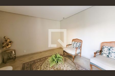 Apartamento à venda com 134m², 3 quartos e 2 vagas Apartamento à venda com 134m², 3 quartos e 2 vagasHall social