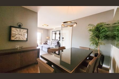 Apartamento à venda com 3 quartos, 134m² em Cambuí, Campinas