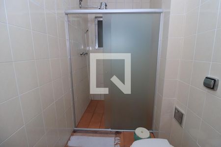 Casa de condomínio à venda com 194m², 5 quartos e 3 vagasBanheiro