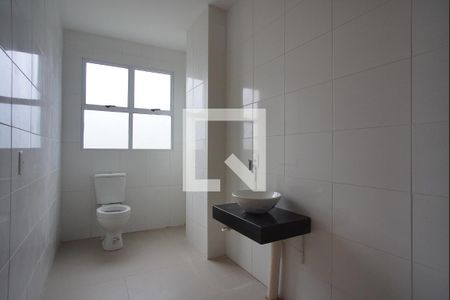 Banheiro Corredor de apartamento para alugar com 1 quarto, 44m² em Morro Santana, Porto Alegre
