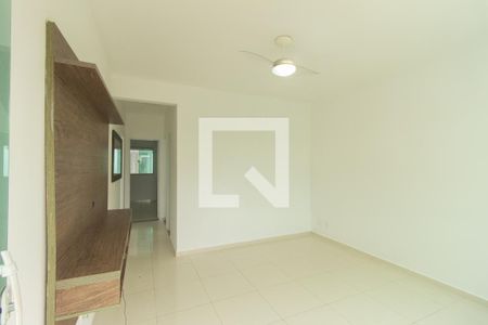 Sala de casa de condomínio para alugar com 3 quartos, 200m² em Campo Grande, Rio de Janeiro