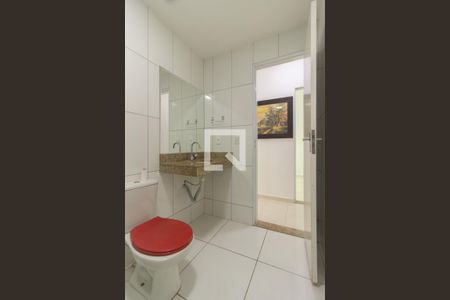 Casa de condomínio para alugar com 200m², 3 quartos e 1 vaga Casa de condomínio para alugar com 200m², 3 quartos e 1 vagaBanheiro Social