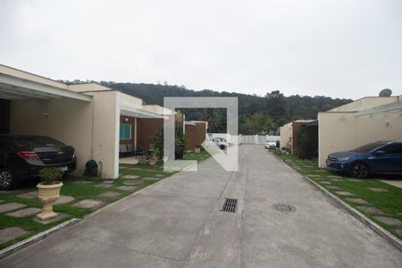 Casa de condomínio para alugar com 200m², 3 quartos e 1 vaga Casa de condomínio para alugar com 200m², 3 quartos e 1 vagaÁrea comum