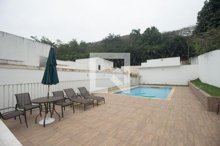 Casa de condomínio para alugar com 200m², 3 quartos e 1 vaga Casa de condomínio para alugar com 200m², 3 quartos e 1 vagaÁrea comum - Piscina