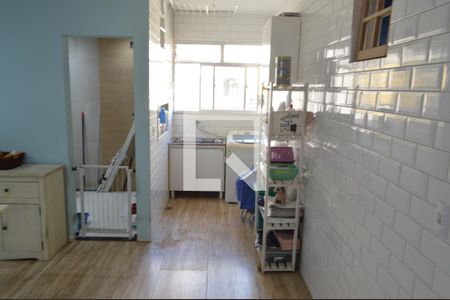 Apartamento à venda com 197m², 3 quartos e 1 vagaÁrea de Serviço 