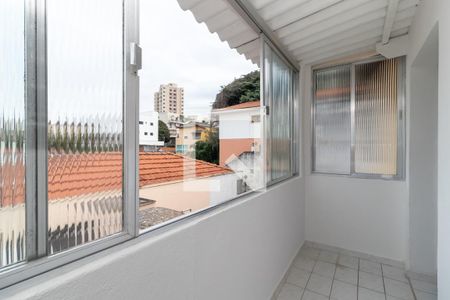 Casa para alugar com 96m², 2 quartos e 1 vagaÁrea de Serviço
