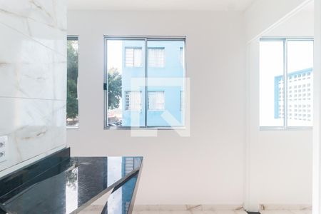 Apartamento para alugar com 47m², 2 quartos e 1 vaga Apartamento para alugar com 47m², 2 quartos e 1 vagaCozinha