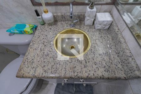 Casa à venda com 295m², 4 quartos e 4 vagasBanheiro Suíte 1