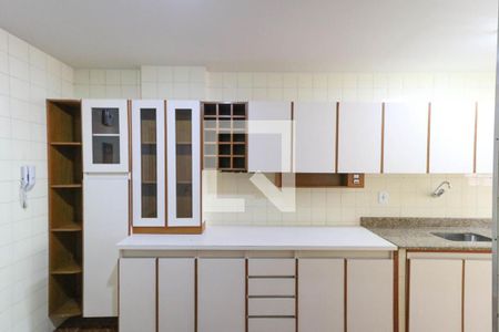 Apartamento para alugar com 90m², 2 quartos e 1 vaga Apartamento para alugar com 90m², 2 quartos e 1 vagaCozinha