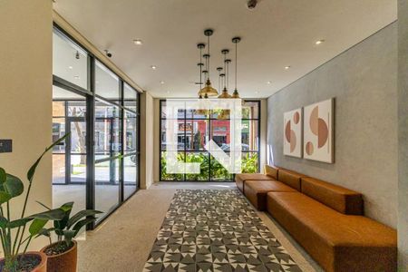 Studio à venda com 28m², 1 quarto e sem vaga Studio à venda com 28m², 1 quarto e sem vagaHall de Entrada