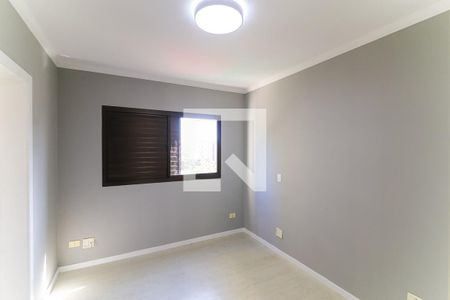 Apartamento à venda com 163m², 4 quartos e 3 vagasQuarto 2