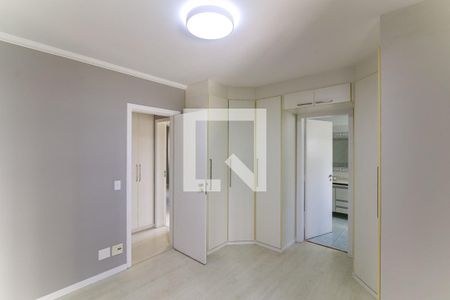 Apartamento à venda com 163m², 4 quartos e 3 vagas Apartamento à venda com 163m², 4 quartos e 3 vagasQuarto 3