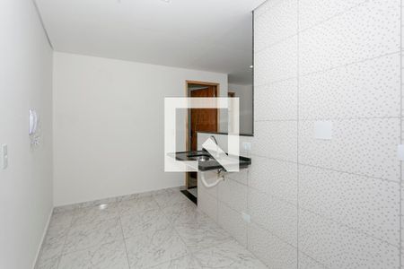 Casa para alugar com 34m², 1 quarto e sem vaga