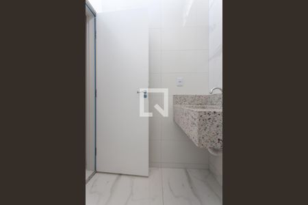 Casa à venda com 142m², 3 quartos e 2 vagasBanheiro Social