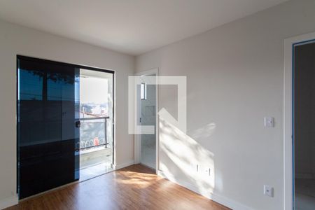 Suíte de casa à venda com 3 quartos, 142m² em Floramar, Belo Horizonte