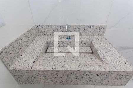 Casa à venda com 142m², 3 quartos e 2 vagasBanheiro Social