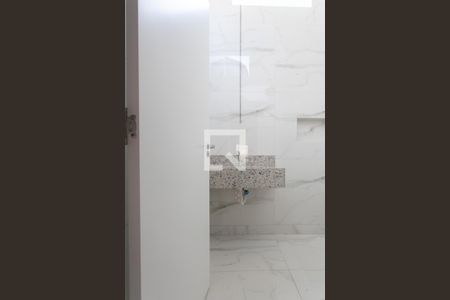 Casa à venda com 142m², 3 quartos e 2 vagasBanheiro Social