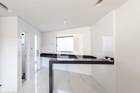Casa à venda com 142m², 3 quartos e 2 vagasCozinha