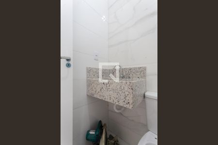 Casa à venda com 142m², 3 quartos e 2 vagasLavabo