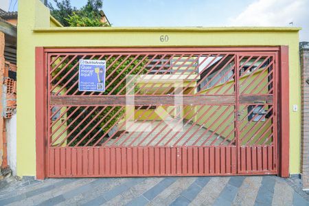 Casa à venda com 175m², 4 quartos e 4 vagas Casa à venda com 175m², 4 quartos e 4 vagasFachada