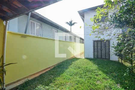 Casa à venda com 175m², 4 quartos e 4 vagas Casa à venda com 175m², 4 quartos e 4 vagasQuintal