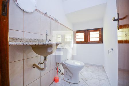 Casa à venda com 175m², 4 quartos e 4 vagas Casa à venda com 175m², 4 quartos e 4 vagasBanheiro Social