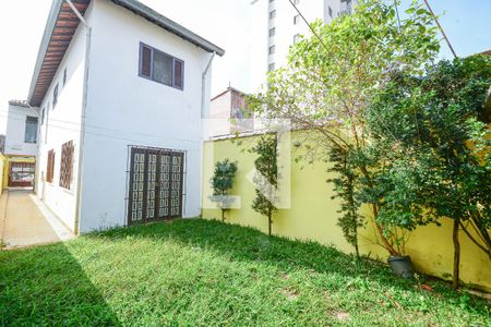 Casa à venda com 175m², 4 quartos e 4 vagas Casa à venda com 175m², 4 quartos e 4 vagasQuintal