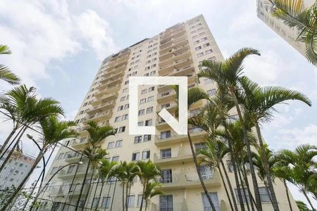 Apartamento à venda com 62m², 3 quartos e 1 vaga Apartamento à venda com 62m², 3 quartos e 1 vagaFachada