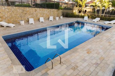 Apartamento à venda com 62m², 3 quartos e 1 vaga Apartamento à venda com 62m², 3 quartos e 1 vagaÁrea comum - Piscina 2
