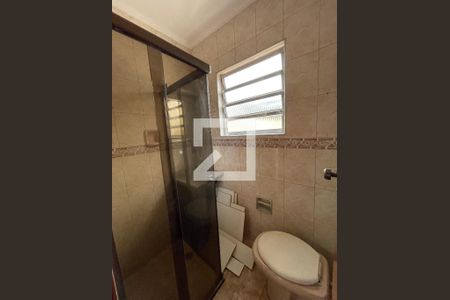 Casa para alugar com 100m², 3 quartos e 2 vagas Casa para alugar com 100m², 3 quartos e 2 vagasBanheiro