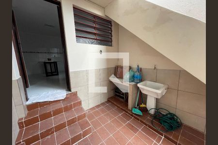 Casa para alugar com 100m², 3 quartos e 2 vagas Casa para alugar com 100m², 3 quartos e 2 vagasÁrea de Serviço