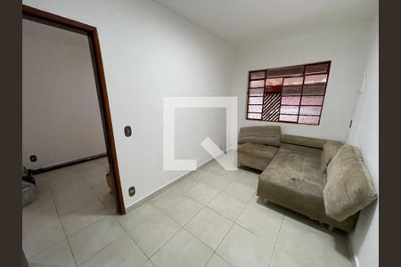 quarto 2 de casa para alugar com 3 quartos, 100m² em Vila Universitaria, São Paulo