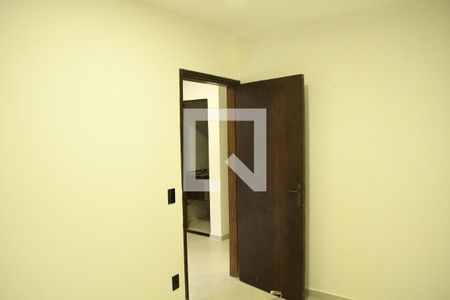 Casa de condomínio para alugar com 285m², 6 quartos e 4 vagasQuarto de Serviço