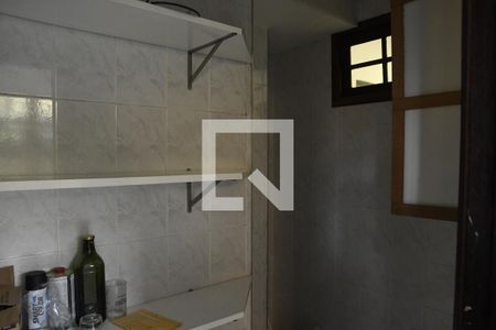 Casa de condomínio para alugar com 285m², 6 quartos e 4 vagasCozinha